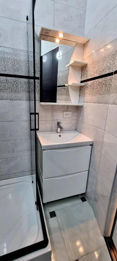 Центр Апарт Apartment Ternopil Ngoại thất bức ảnh