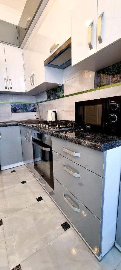 Центр Апарт Apartment Ternopil Ngoại thất bức ảnh